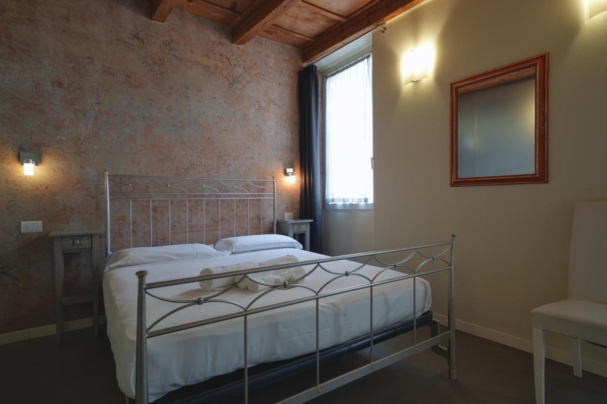Palazzo Di Giulietta - Juliet'S Palace Verona Luaran gambar