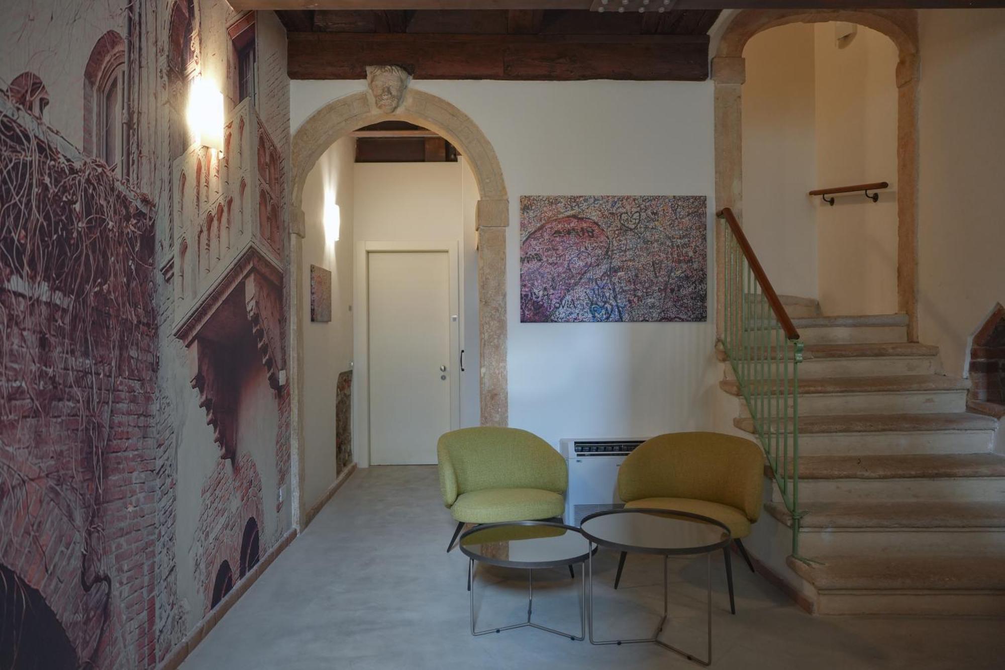 Palazzo Di Giulietta - Juliet'S Palace Verona Luaran gambar