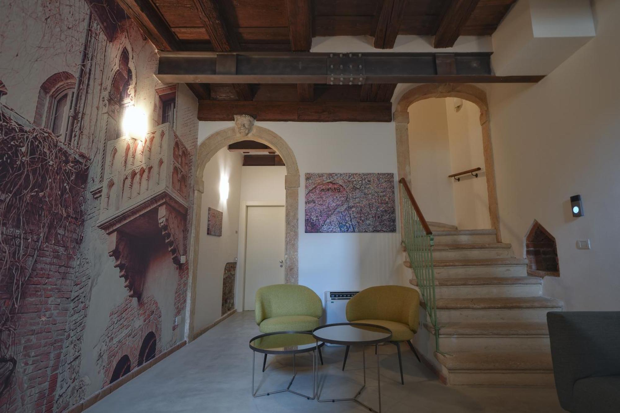 Palazzo Di Giulietta - Juliet'S Palace Verona Luaran gambar
