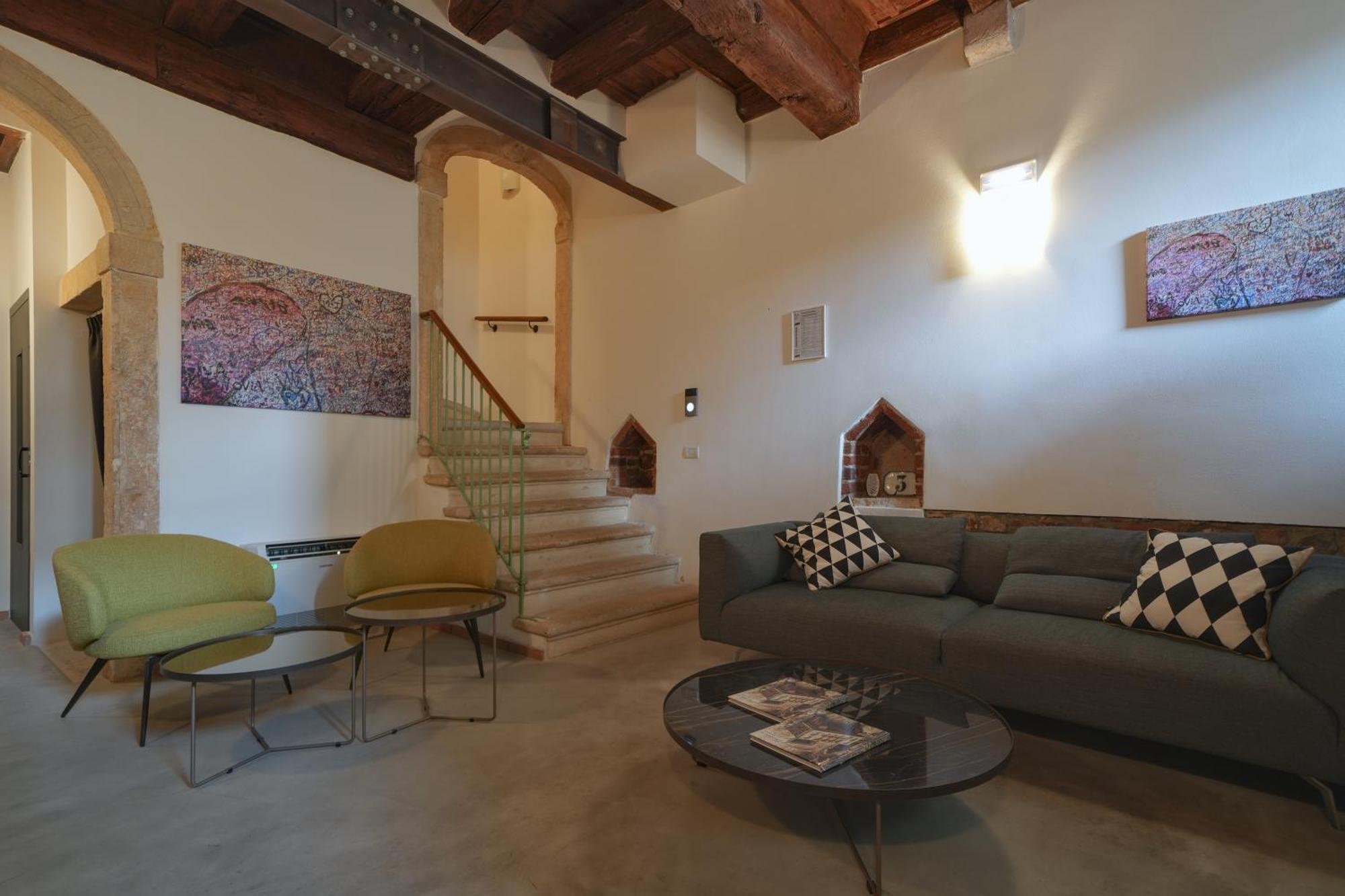 Palazzo Di Giulietta - Juliet'S Palace Verona Luaran gambar