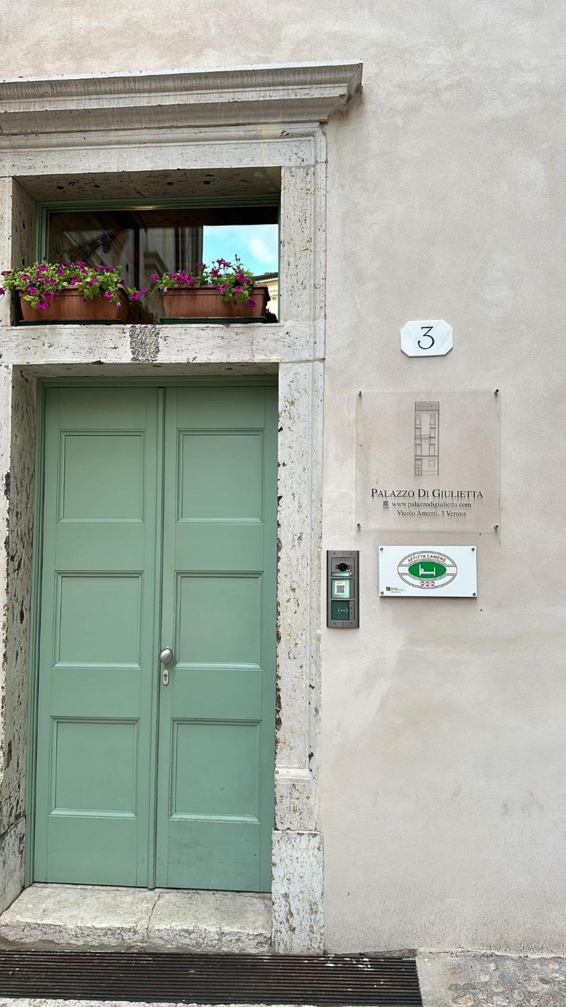 Palazzo Di Giulietta - Juliet'S Palace Verona Luaran gambar
